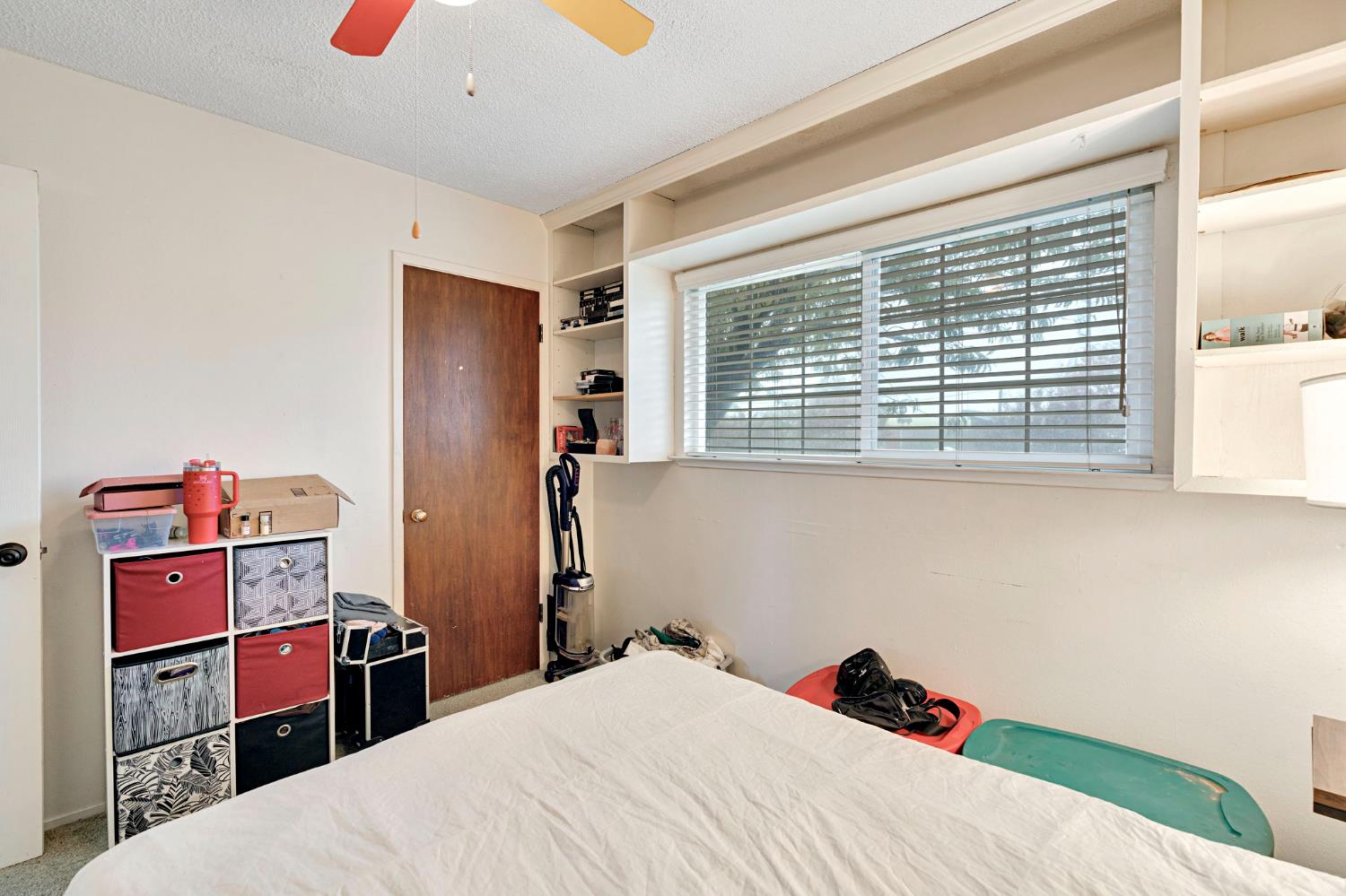 5658 E Bernadine, Fresno, CA 93727