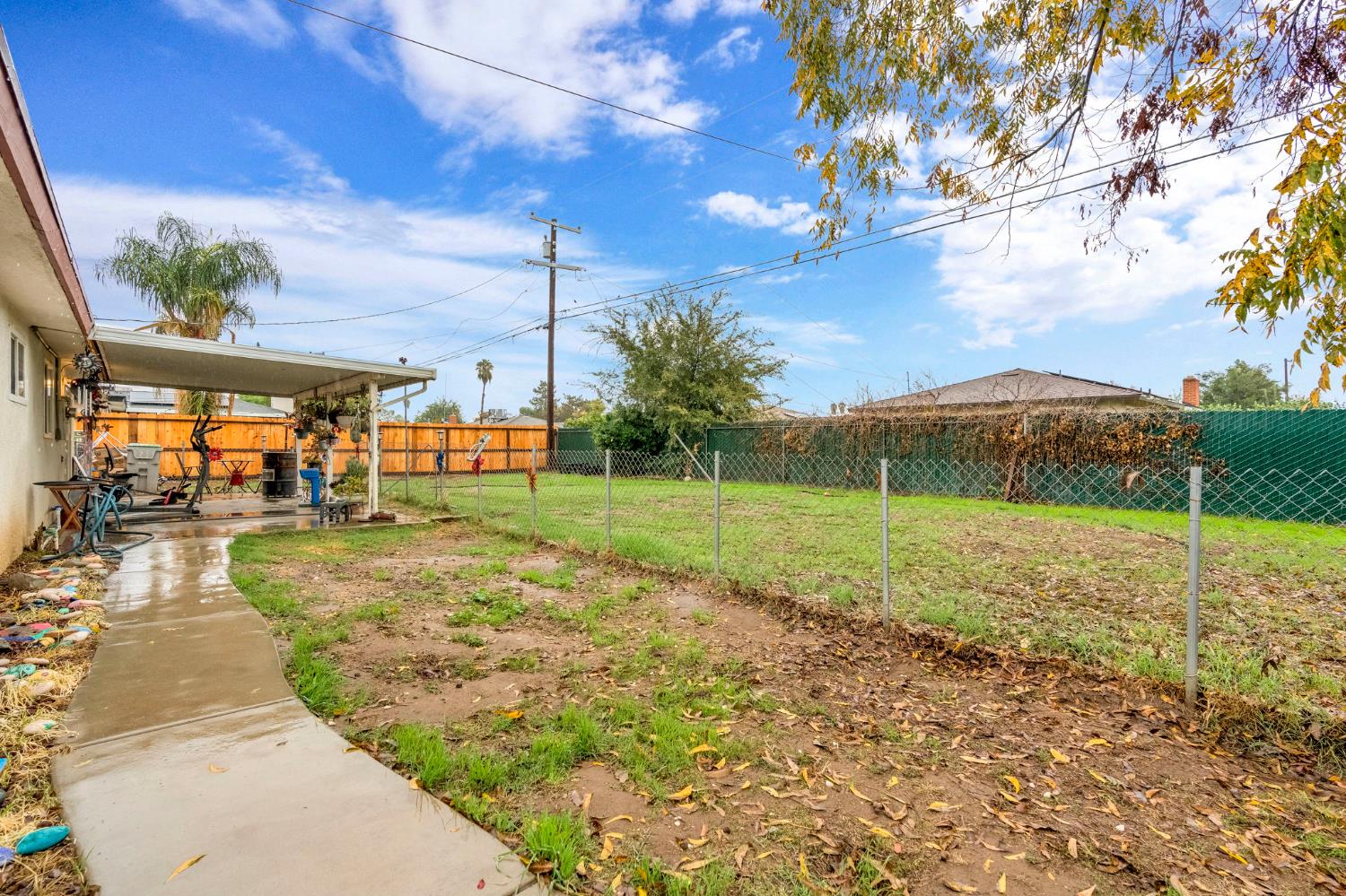 5658 E Bernadine, Fresno, CA 93727