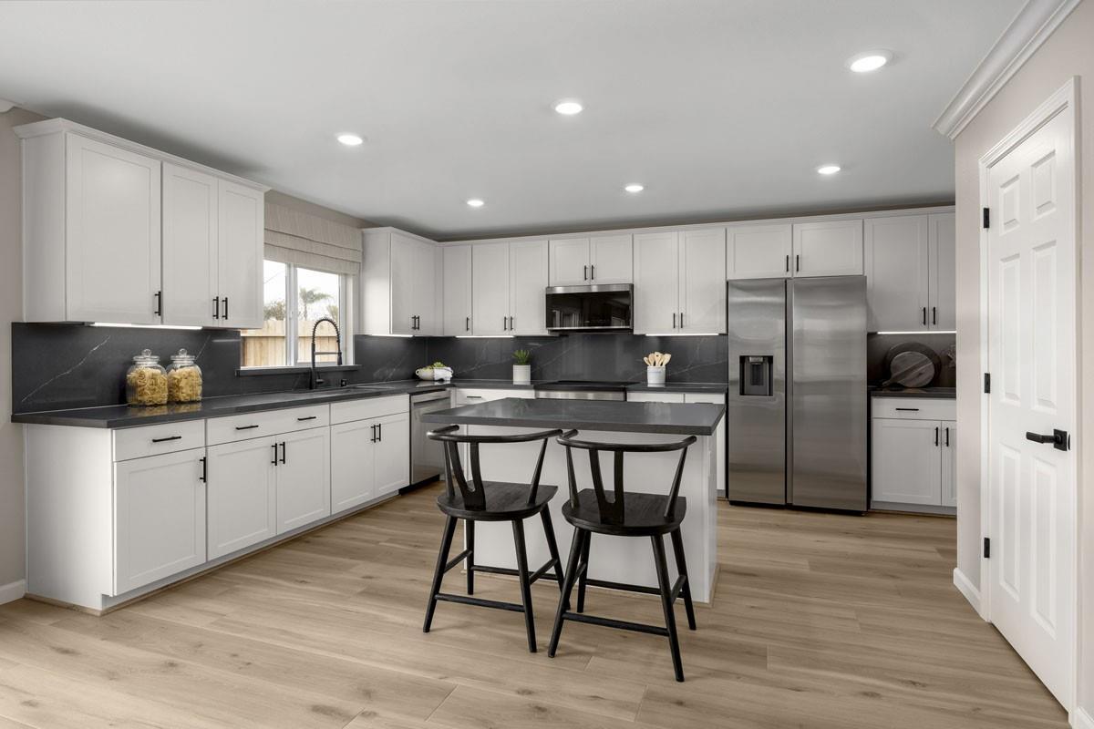 5168 E Florence Ave, Fresno, CA 93725