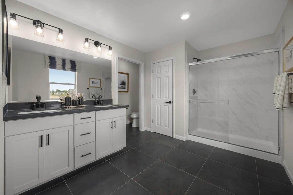 5168 E Florence Ave, Fresno, CA 93725