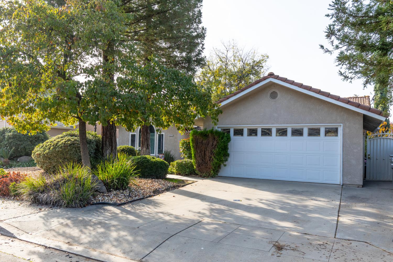 6375 N Cleo Ave, Fresno, CA 93722