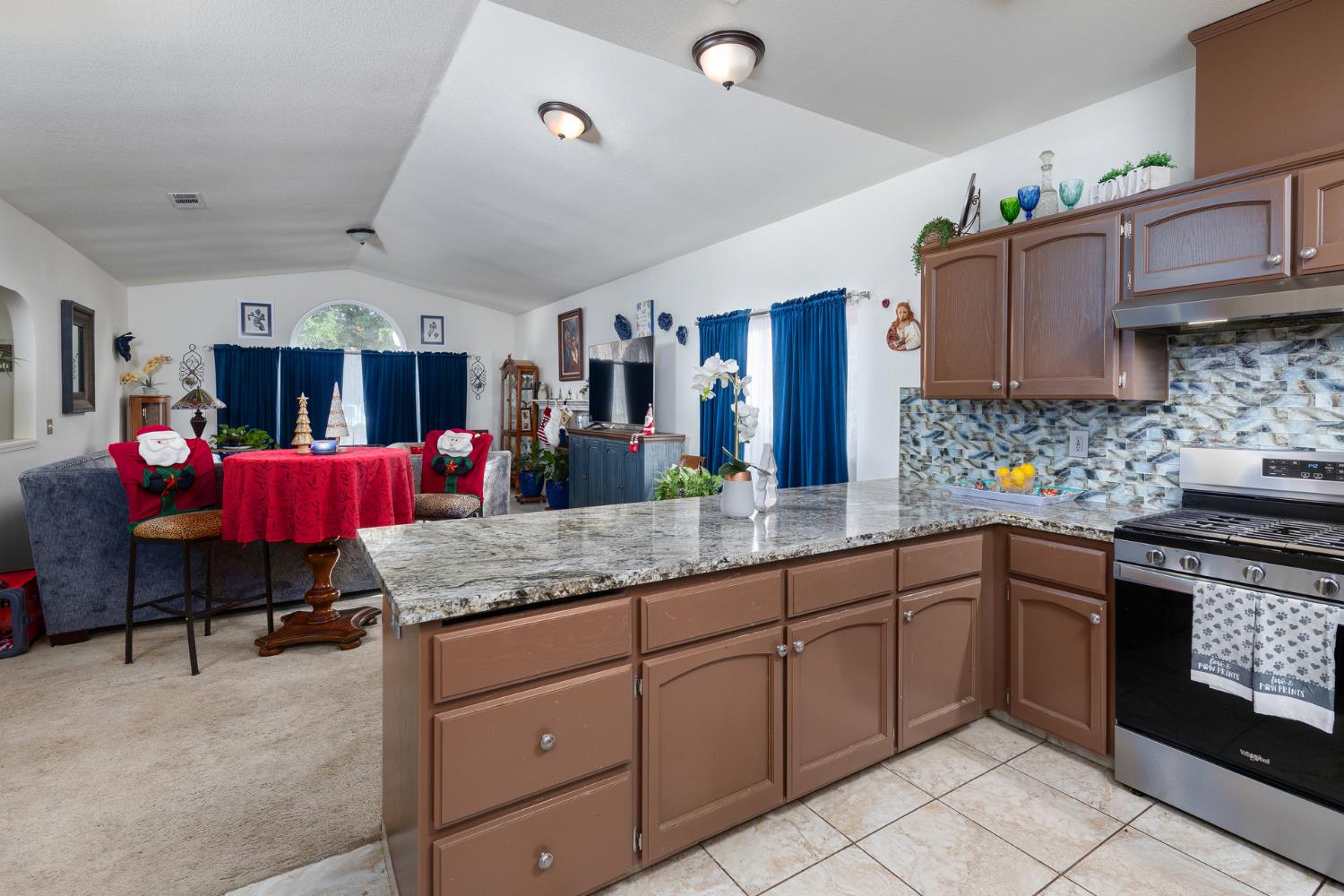 6375 N Cleo Ave, Fresno, CA 93722