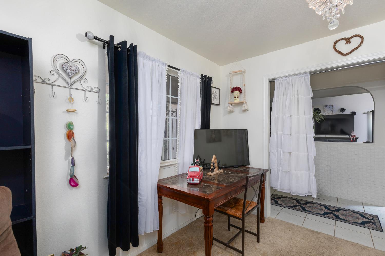 6375 N Cleo Ave, Fresno, CA 93722