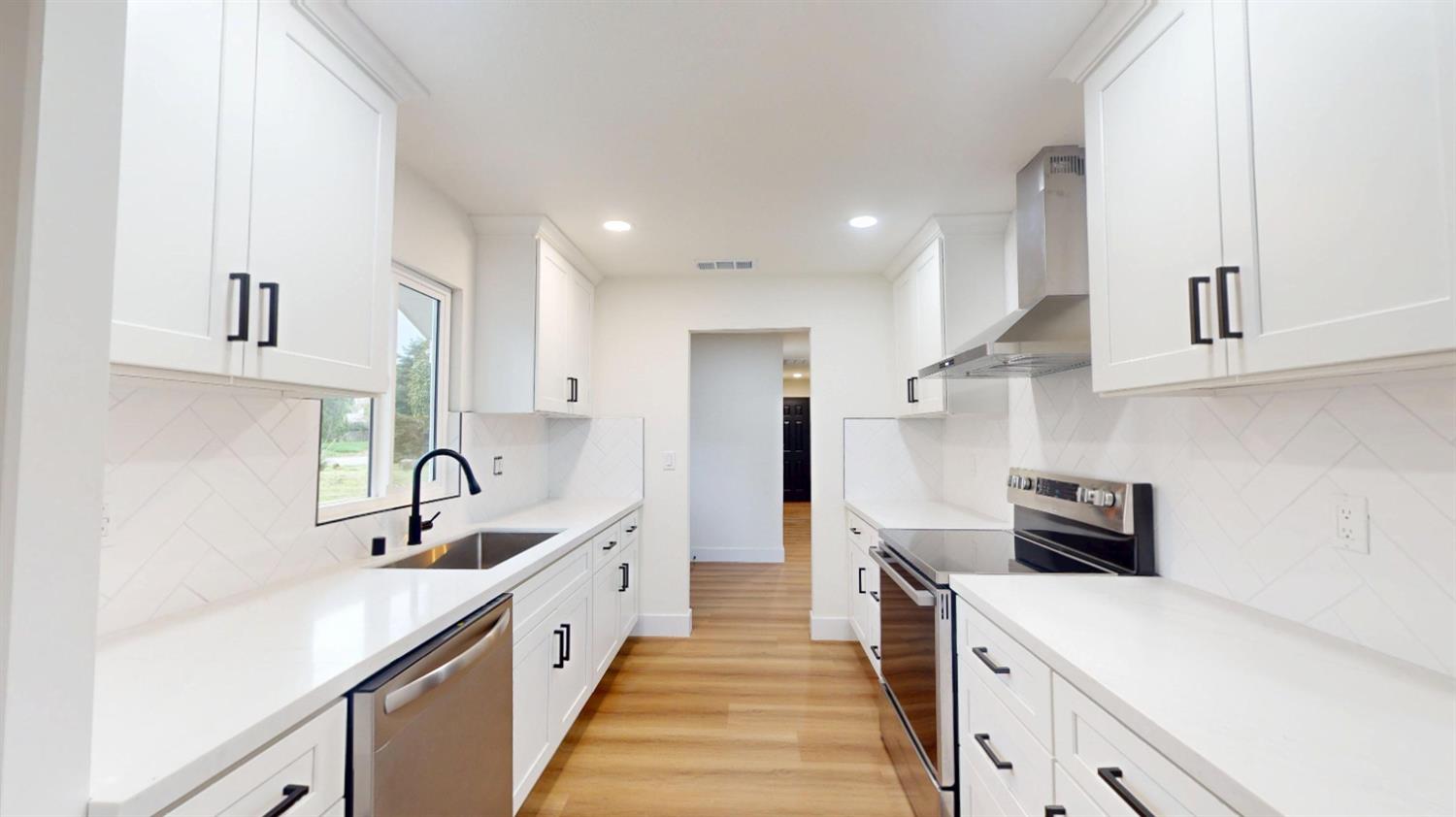 11850 Topper Rd, Madera, CA 93636