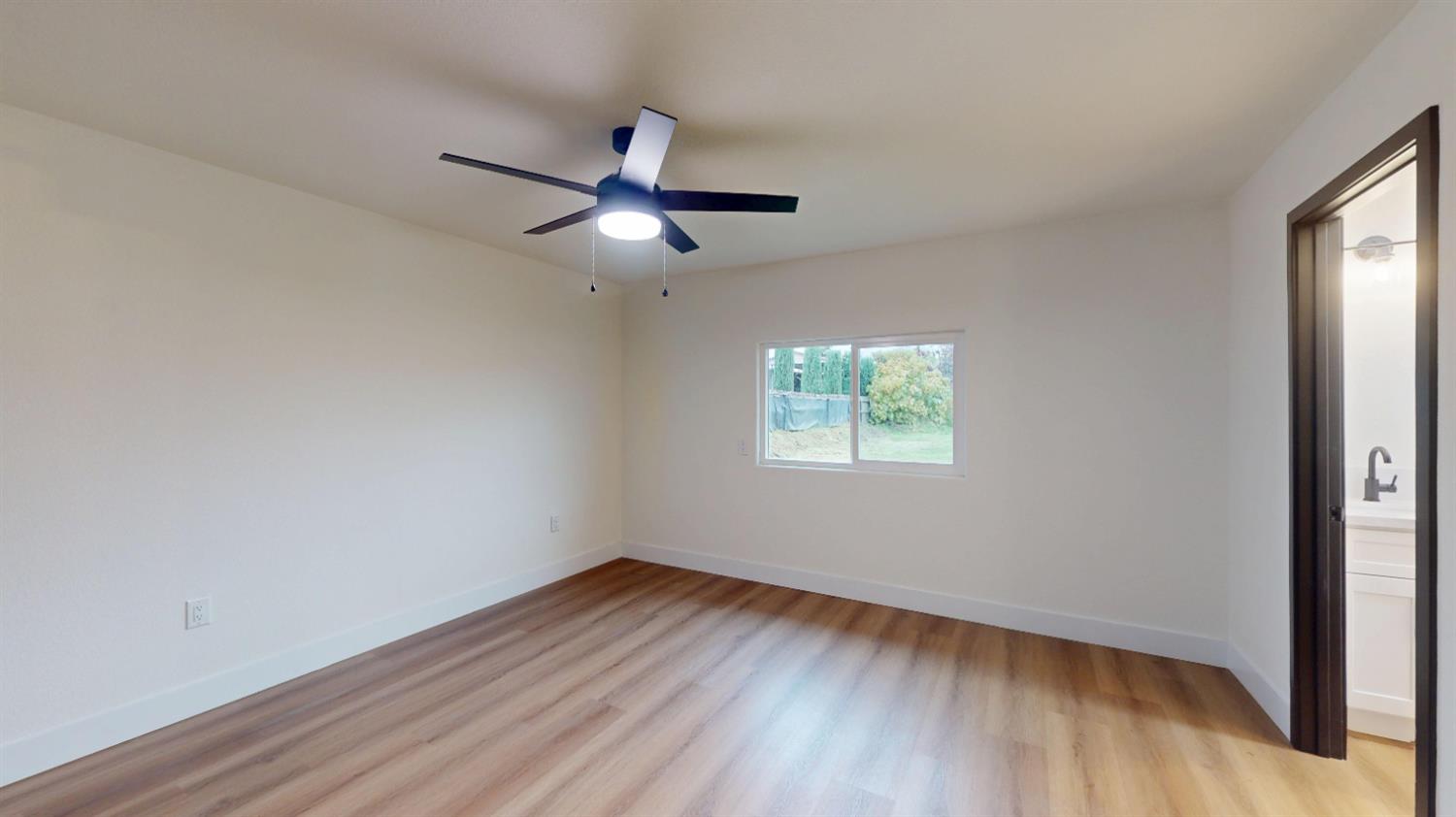 11850 Topper Rd, Madera, CA 93636