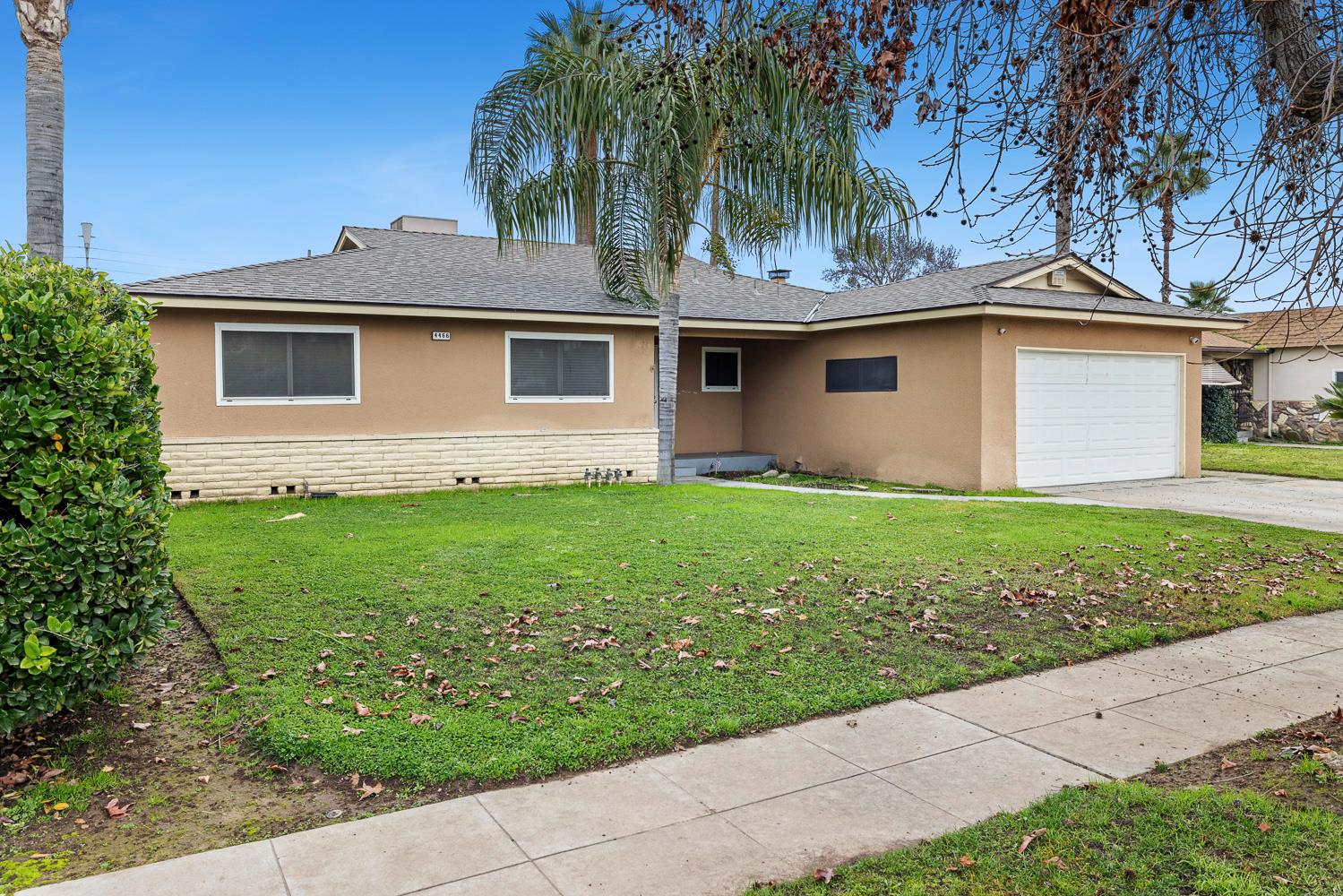 4466 N Meridian Ave, Fresno, CA 93726