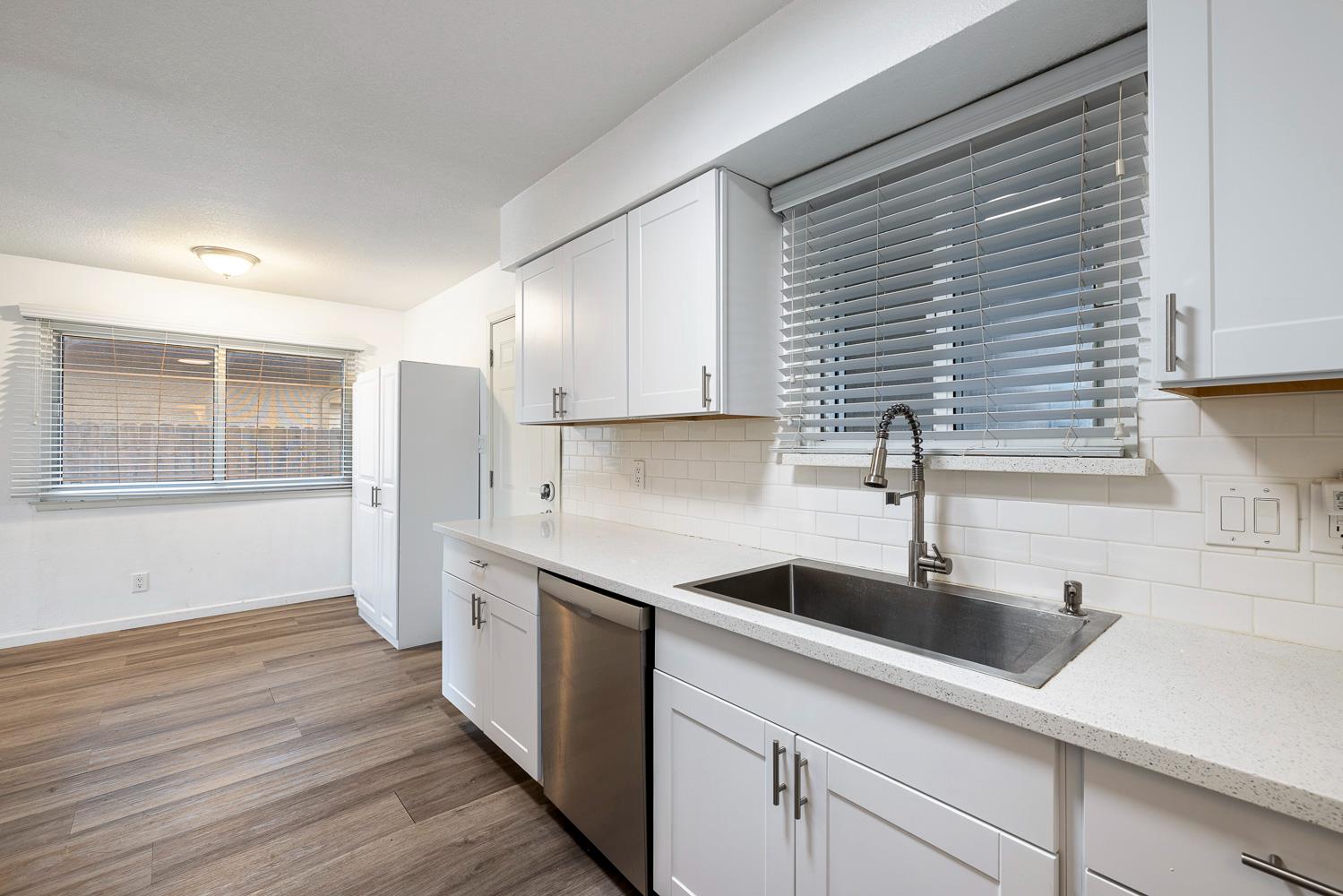 4466 N Meridian Ave, Fresno, CA 93726