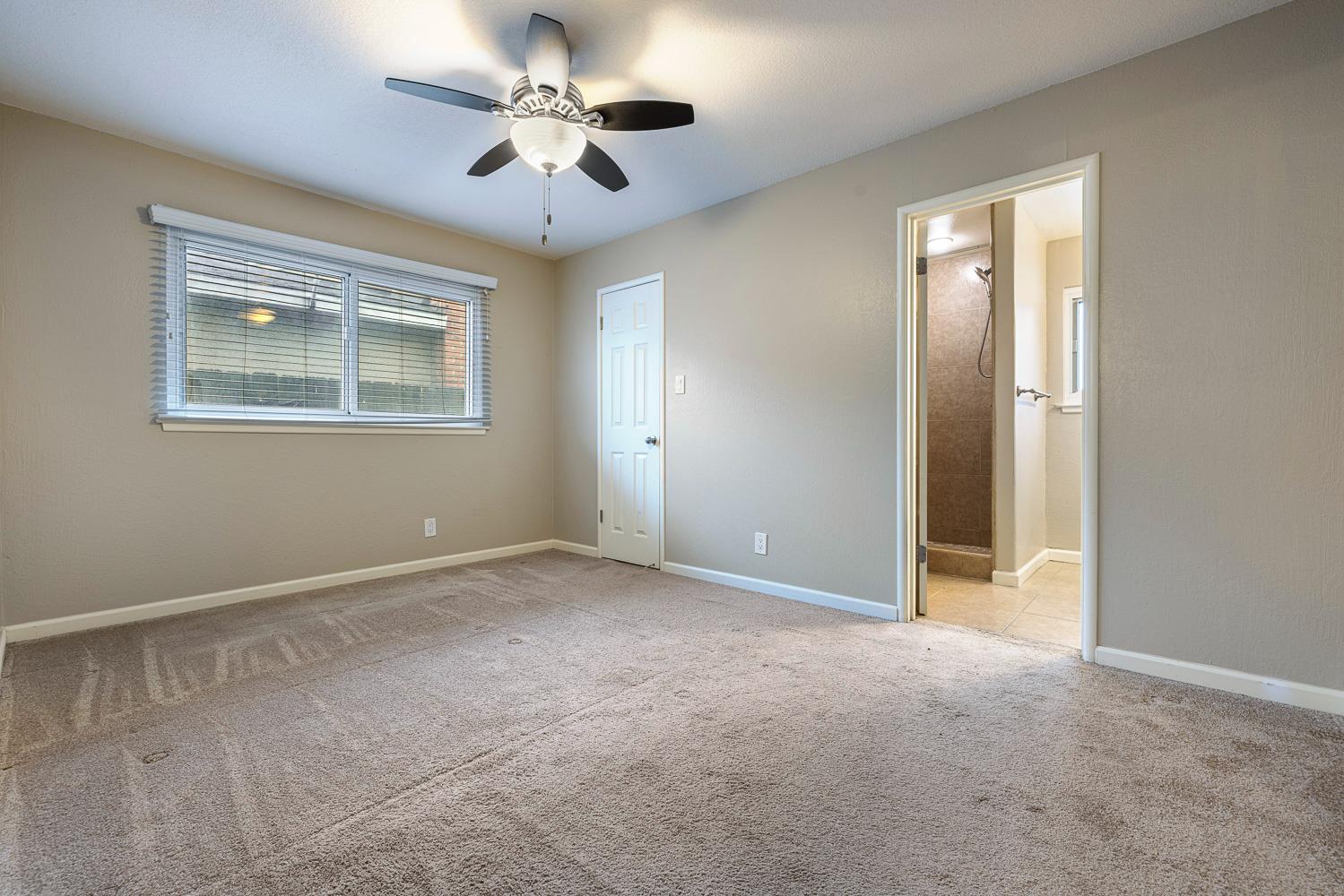 4466 N Meridian Ave, Fresno, CA 93726