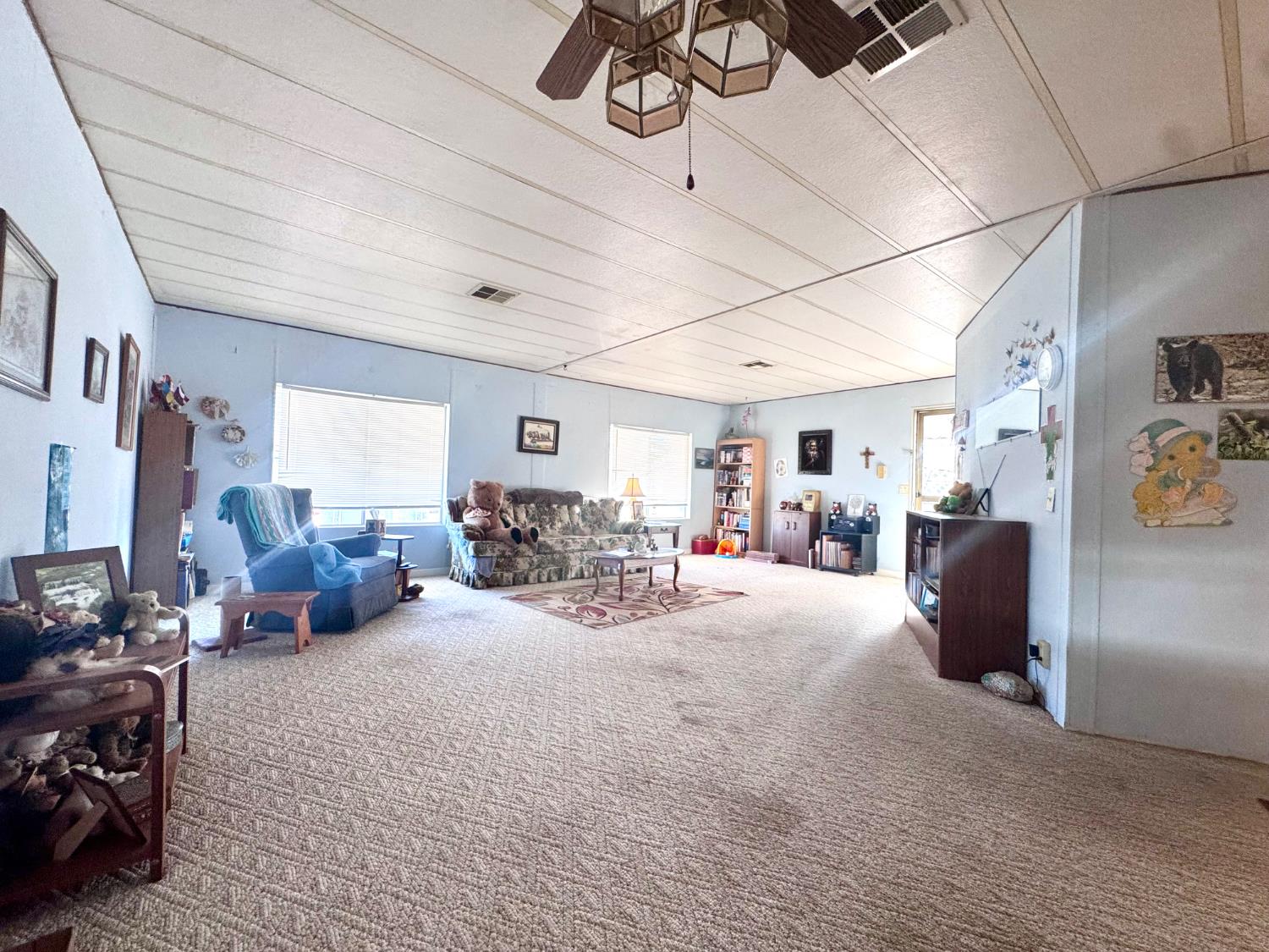 1218 E Cleveland Ave #152, Madera, CA 93638