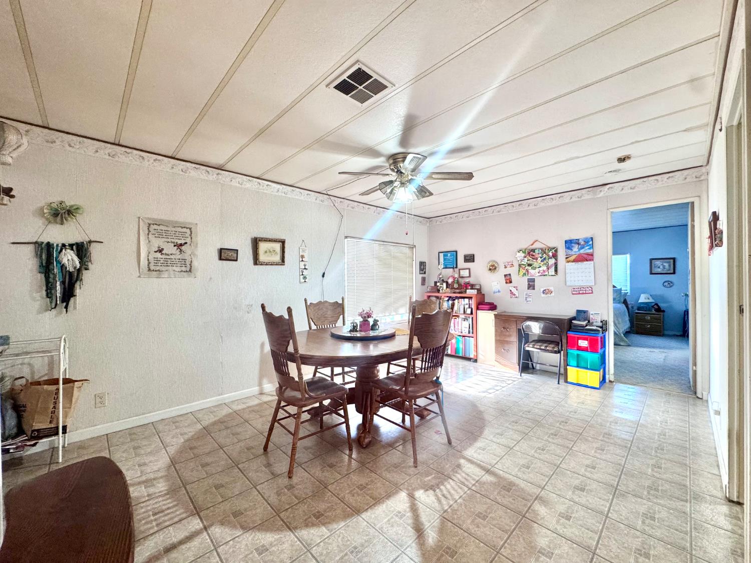 1218 E Cleveland Ave #152, Madera, CA 93638