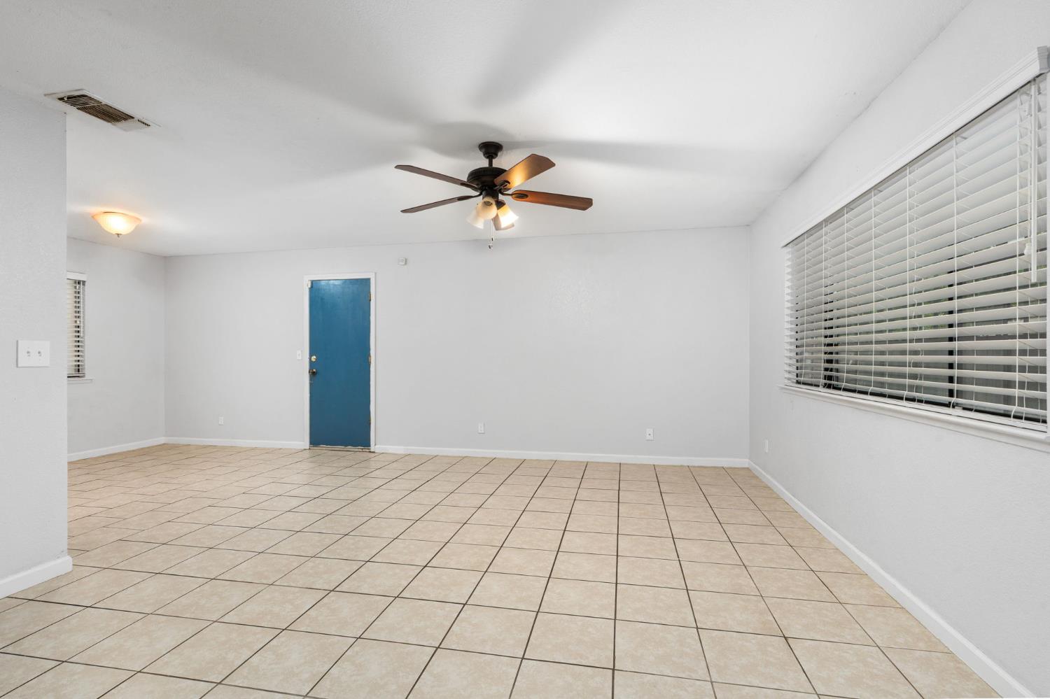 2730 N Wishon Ave, Fresno, CA 93704