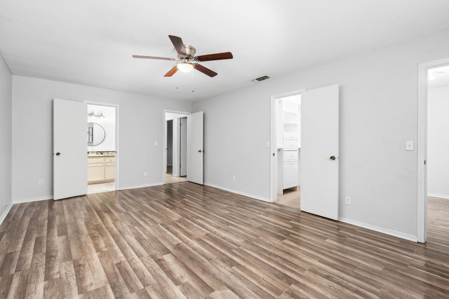 2730 N Wishon Ave, Fresno, CA 93704